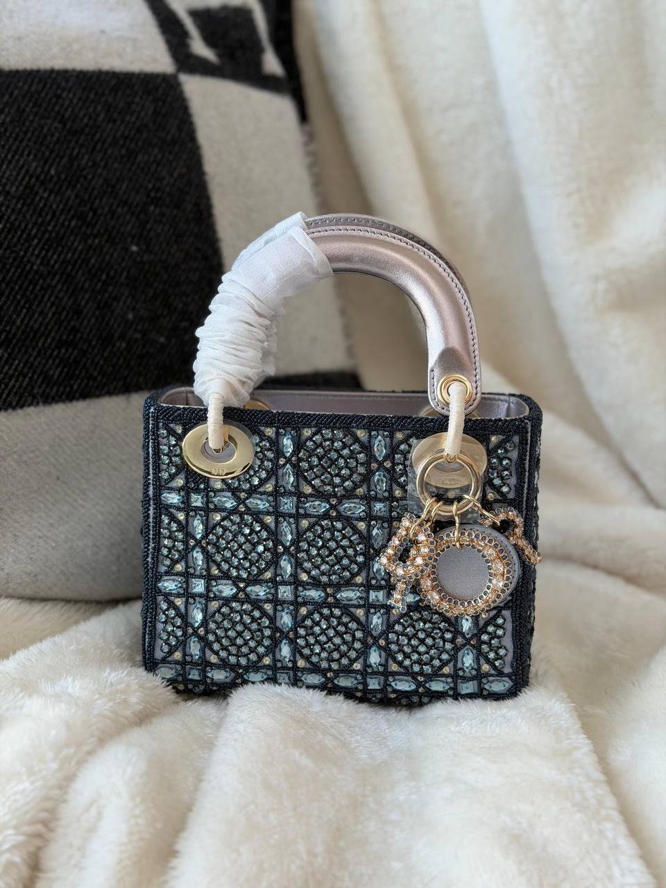 𝑵𝒆𝒘 𝑪𝒐𝒍𝒍𝒆𝒄𝒕𝒊𝒐𝒏
𝑫𝒊𝒐𝒓
𝑽𝒊𝒑 𝑸𝒖𝒂𝒍𝒊𝒕𝒚
17𝒄𝒎
For Price 👇 WTSP Text Zain 0568585901

Zain257
♥️♥️♥️