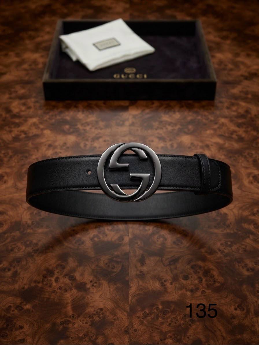 Mixed belts

70 dhs🇦🇪🇦🇪

Zain182
♥️♥️♥️