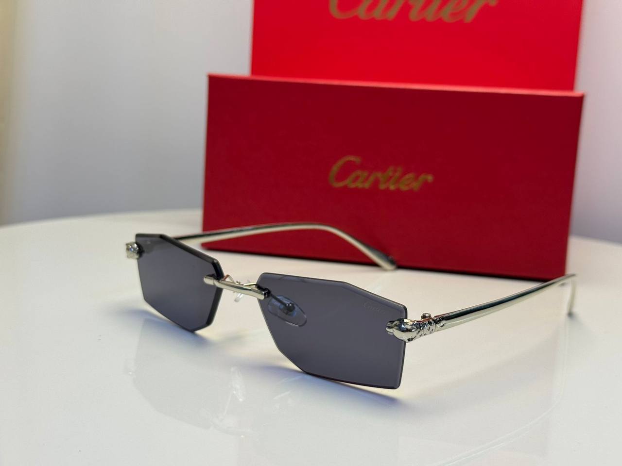 Sunglasses 
good quality
65 dhs✅

Zain182
♥️♥️♥️