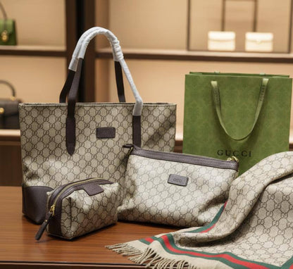 *3in1*   *newcome*    
130 dhs🪙🌨️
*size40cm*
*Gucci*
*Mk*
*COACH*
*FENDI*
*PRADA*
 
Zain175
♥️♥️♥️