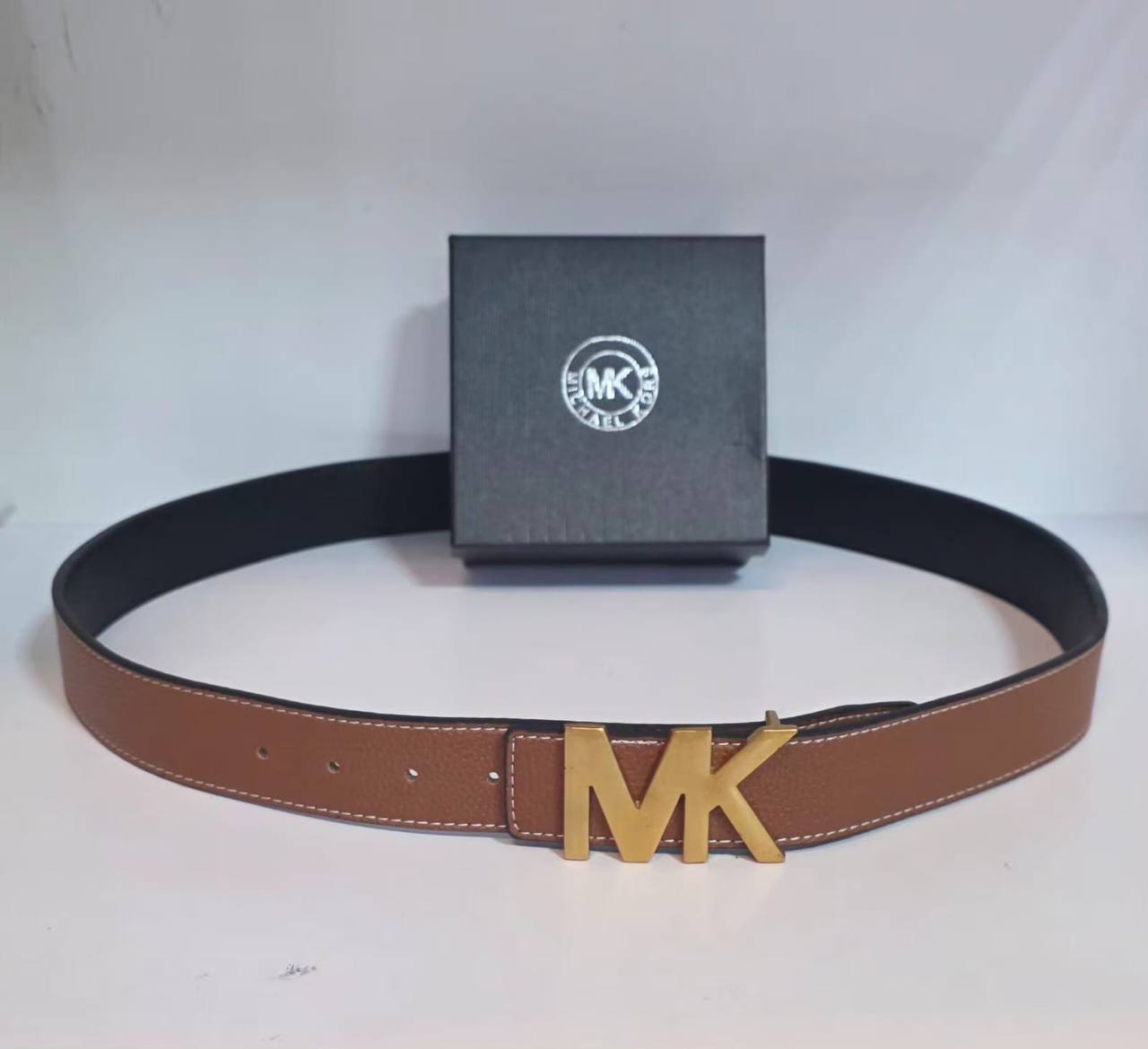 Mens belts 
with box
35 dhs💛

Zain232
♥️♥️♥️