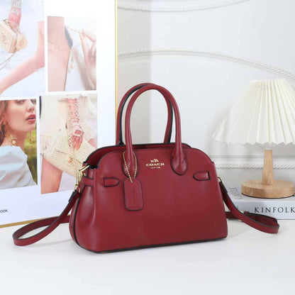 COACH 
GOOD QUALITY 
110 dhs🇦🇪🇦🇪

Zain295
♥️♥️♥️