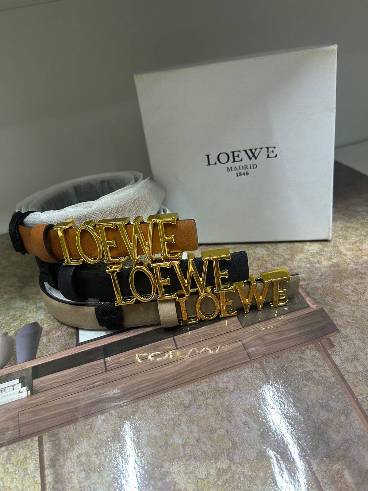 Ladies Belts
55 dhs❣️

Zain190
♥️♥️♥️