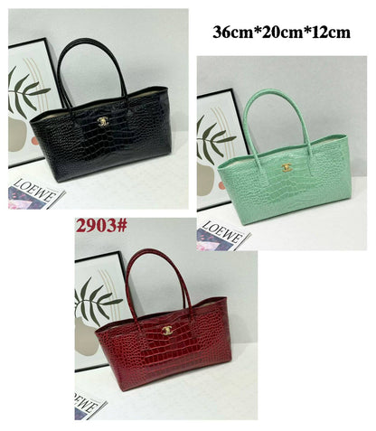 CHANEL 

NEW CAME 
HIGH QUALITY  
135 dhs🇦🇪🇦🇪🇦🇪

Zain39
Zain295
♥️♥️♥️