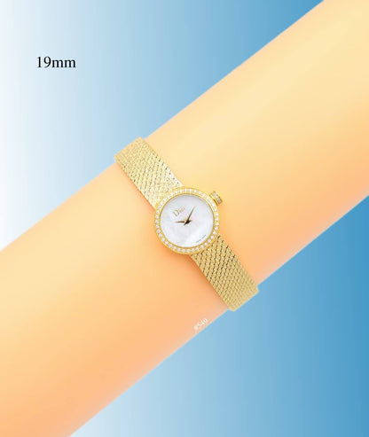 DIOR WOMEN BATTERY MINI 19MM

260 dhs❣️

Zain58
♥️♥️♥️