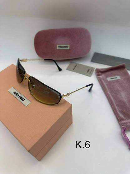 MIU MIU 
Sunglasses 🕶️ 
Copy one 💯
good quality 💯
With original boxes 🗃️ 

55 dhs 


Zain216