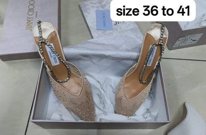 jimmy choo

Size 36 to 41

120 dhs🇦🇪🇦🇪

Zain103
♥️♥️♥️