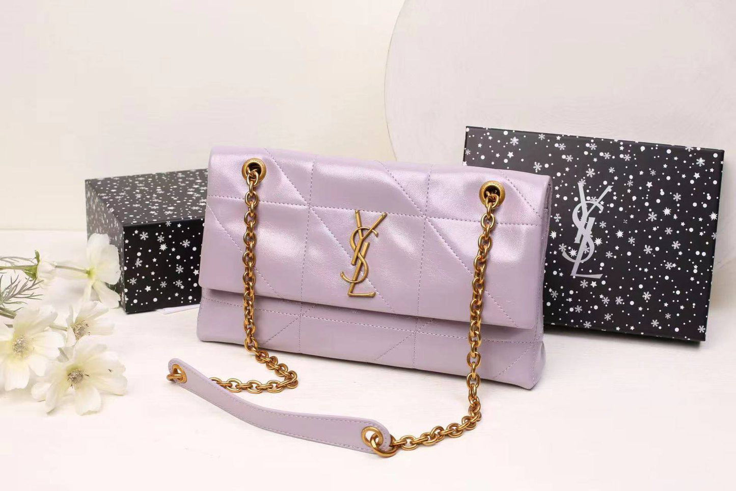 YSL
SIZE  ………28CM 🥰
95 dhs🪙🌨️

with Box
🎁🎁🎁

Zain244
♥️♥️♥️