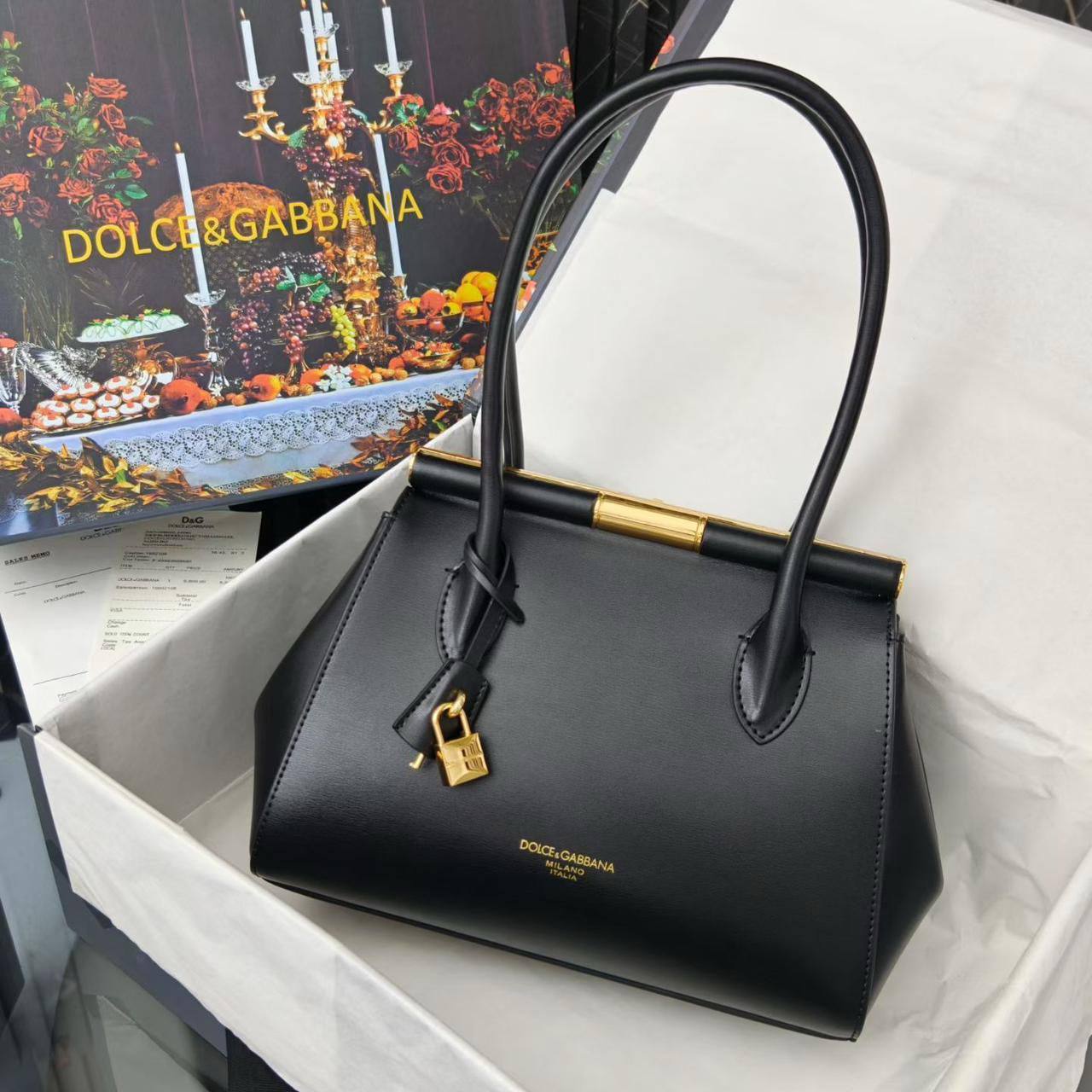 D&G
Master Bags +++
For Price 👇 WTSP Text Zain 0568585901

Zain142
♥️♥️♥️
