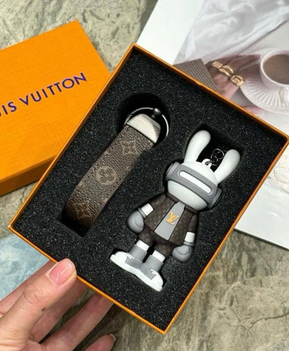 LV Key Chain Master Quality
65 dhs🪙 

With Box
🎁🎁🎁

Zain33
♥️♥️♥️