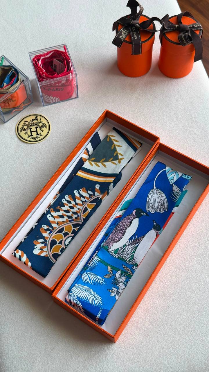 Hermes 
*Twilly Scarf* 
*With orginal packing*  🎁
250 dhs🇦🇪🇦🇪
*VIP QUALITY*

Zain280
♥️♥️♥️