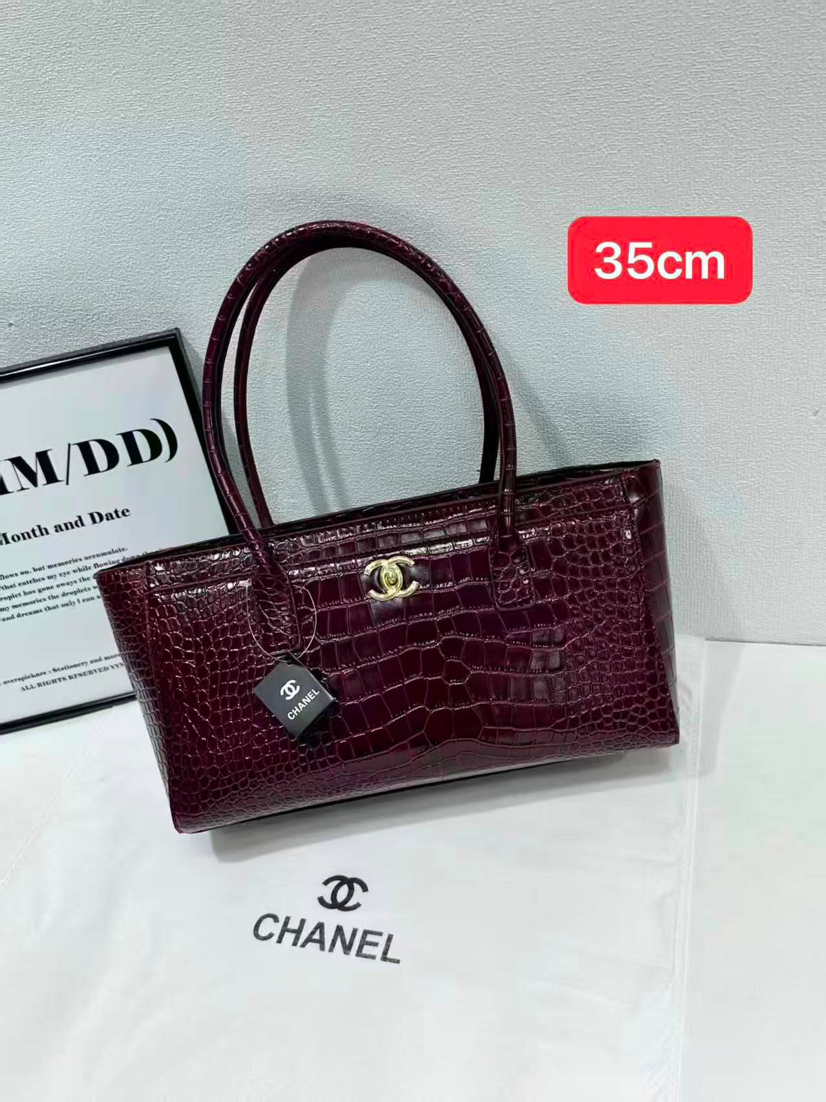 Chanel

150 dhs🇦🇪🇦🇪

Zain132
♥️♥️♥️