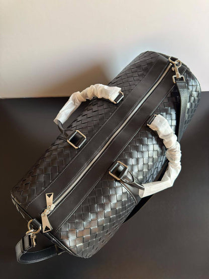 Bottega
Super Master Quality
For Price 👇 WhatsApp✅
0568585901 
0507557372
0552275751 Owner Zain 👌

Zain340
♥️♥️♥️