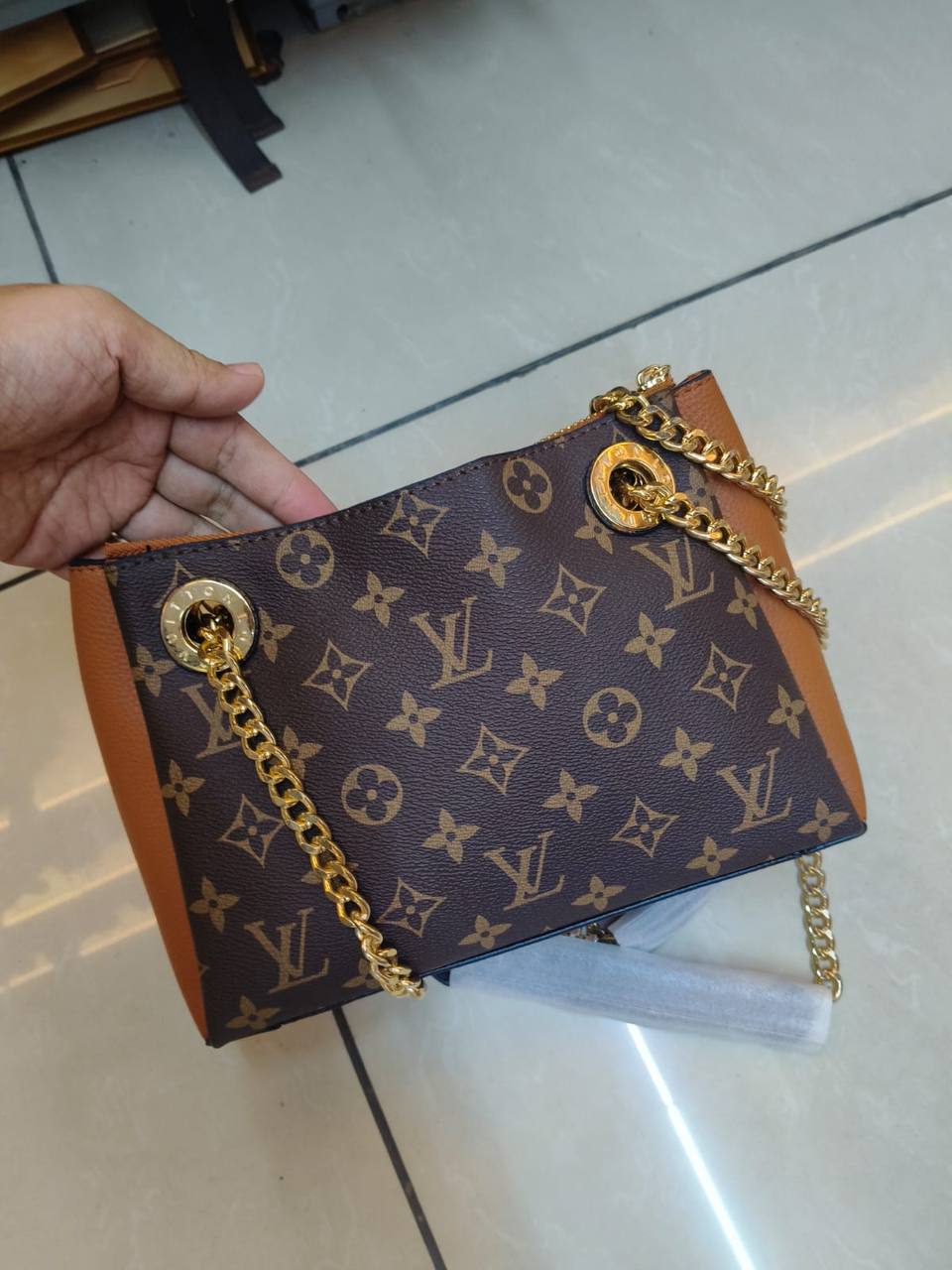 LV
Master🌺🌺
180 dhs✅

Zain10
♥️♥️♥️