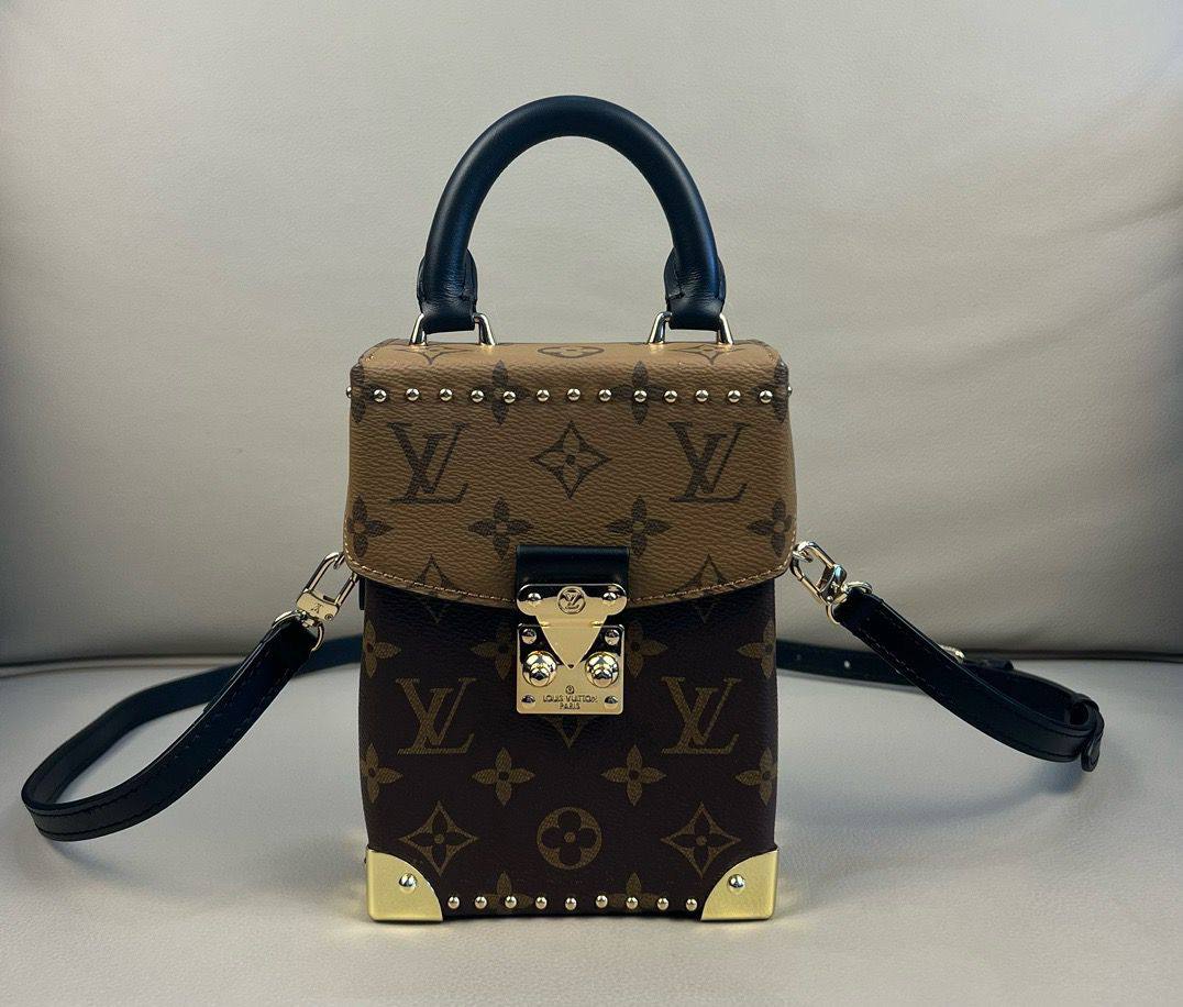 LV 
Master
320 dhs✅
#12cm🥰🥰

Zain228
♥️♥️♥️