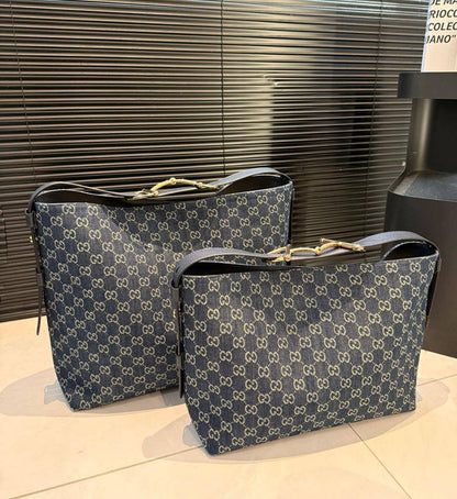 GUCCI 

COPY ONE 

RESTOCK 

BIG SIZE 160 DHS……
SMALL SIZE 155 DHS…..

Zain295
♥️♥️♥️