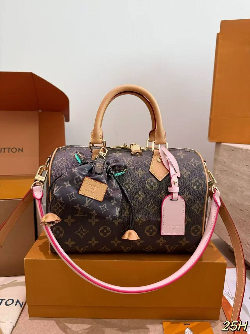 LV 
Master🌺🌺
 330 dhs✅
#25cm🩷🩷🙋‍♂️

Zain228
♥️♥️♥️