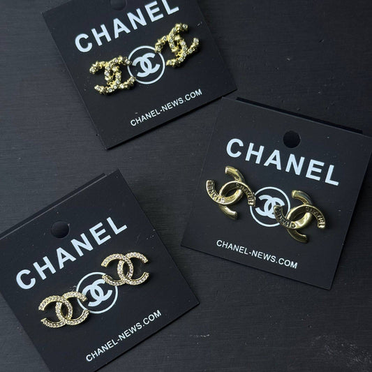 EARING
30 dhs🗽
With brand box and paper bag🍃

Zain263
♥️♥️♥️