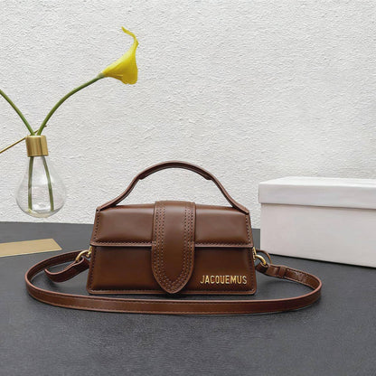 JACQUEMUS 

COPY ONE 

RESTOCK 
WITH BOX 

SMALL SIZE 

195 dhs🇦🇪🇦🇪🇦🇪
(Leather )
Zain17
♥️♥️♥️