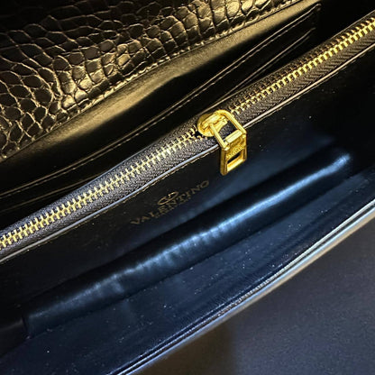 VALENTINO 

NEW CANE 
GOOD QUALITY 

BIG SIZE 
WITH BOX 
115 dhs🇦🇪🇦🇪

Zain295
♥️♥️♥️