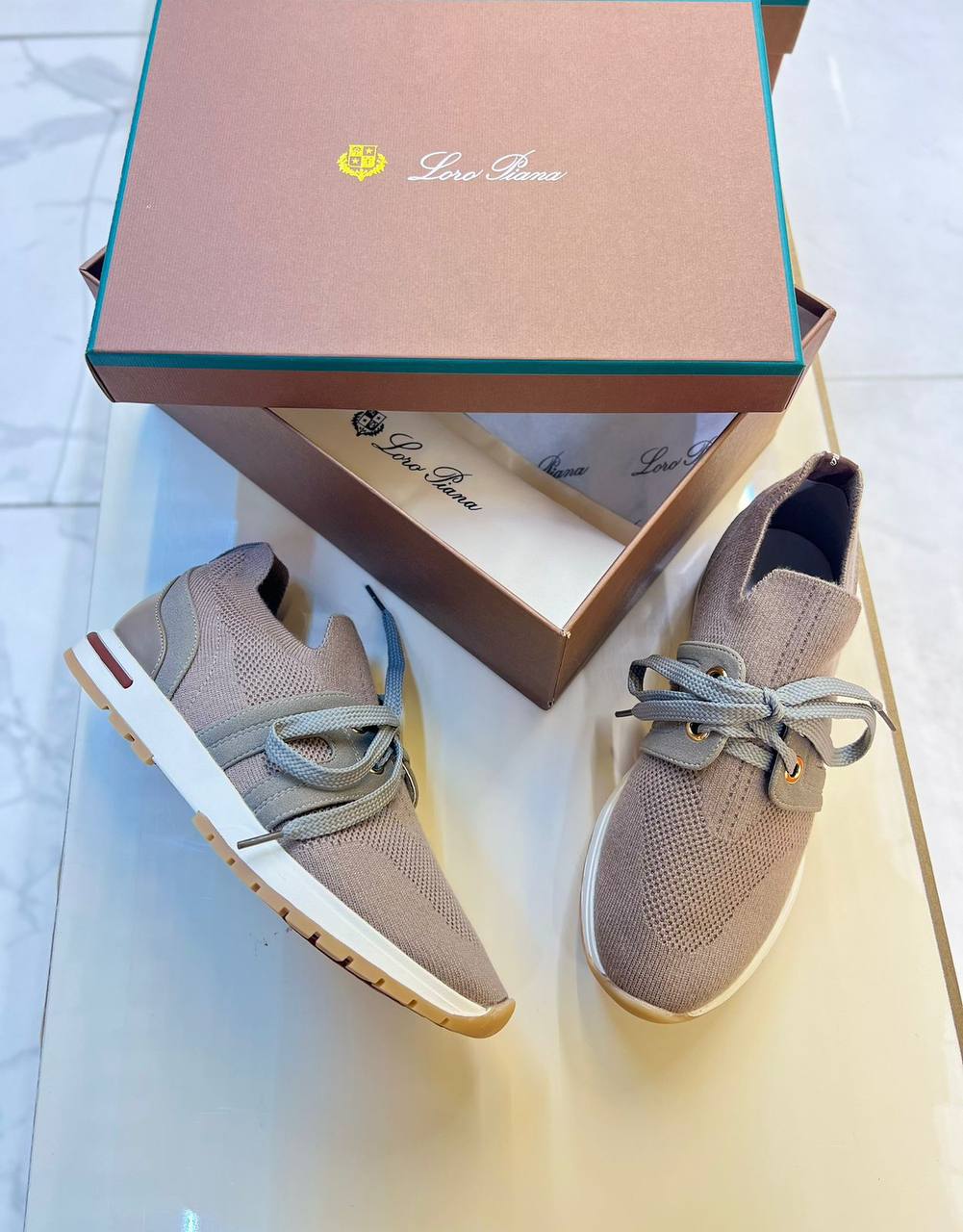 Loro piana 
Size 36-41 available 
150 dhs✅

Zain88
♥️♥️♥️