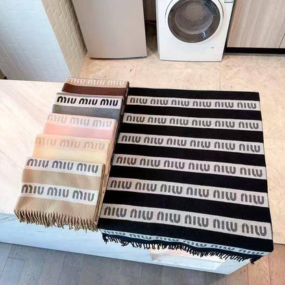 New winter Scarf   🌹🌹🌹

45 dhs🪙💚

Zain253
♥️♥️♥️