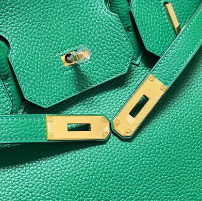 HERMES 
GOOD QUALITY 
100 dhs✅

Zain39
♥️♥️♥️
