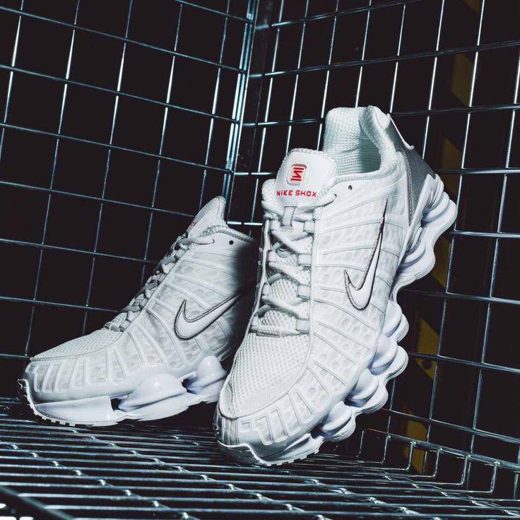 Nike shox TL ‘White’🤍
36 to 45 AVAILABLE🤩
230 dhs🇦🇪🇦🇪

Zain242
♥️♥️♥️