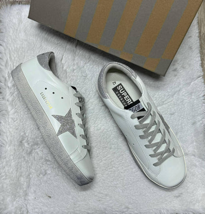 GGDB Star
Size 36-41⚡️
150 dhs❣️
Good quality 😍

Zain183
♥️♥️♥️