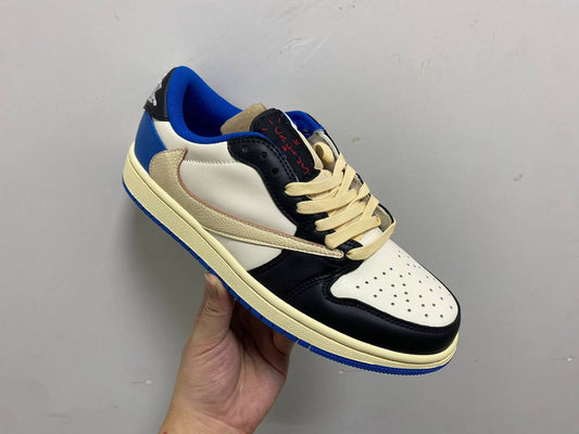 Jordan x Travis Scott x Fragment Air Jordan 1 Low
36-45 AVAILABLE😍
230 dhs🇦🇪

Zain242
♥️♥️♥️