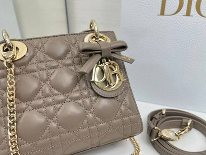 Super XXX Master Bags
For Price 👇 WTSP Text Zain 0568585901

Zain274
♥️♥️♥️