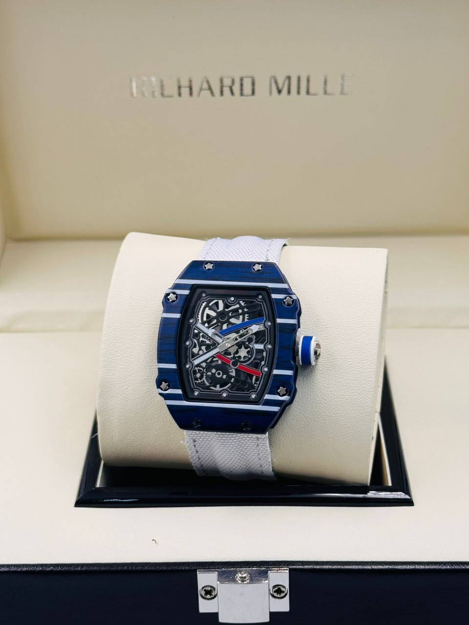 Richard Mille men 
85 dhs🇦🇪🇦🇪

Zain08
♥️♥️♥️