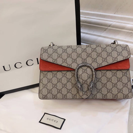Gucci

90 dhs💓

With box💐
🎁🎁🎁

25 cm 💐

Zain136
♥️♥️♥️