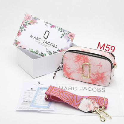 MARC JACOBS

GOOD QUALITY 

80 dhs✅

without box

Zain39
♥️♥️♥️