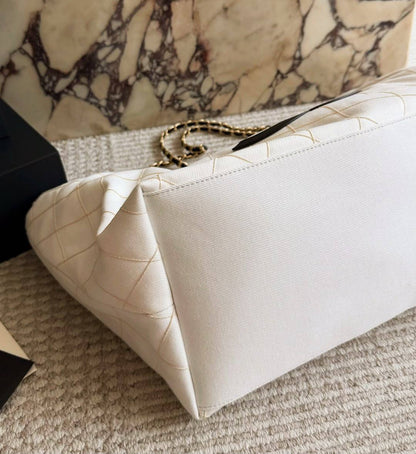 CHANEL 
BIG SIZE COPY ONE 
220 dhs🇦🇪🇦🇪

Zain39
Zain295
♥️♥️♥️