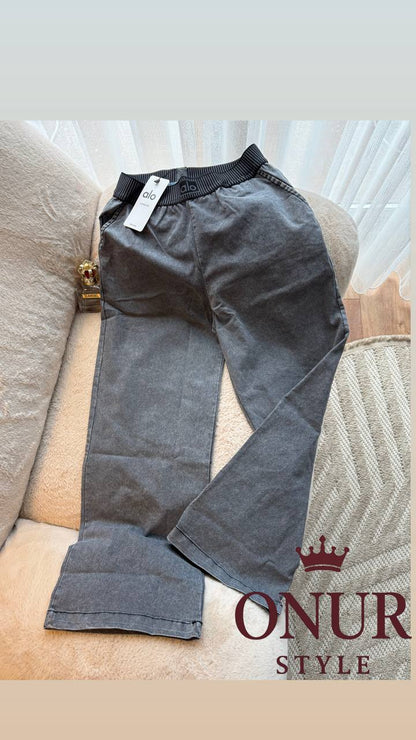 Alo jeans
جينز مريييح والخصر مطاط
مرتب جدااااا عاللبس 
مقاساتو وافية ومزبوطة
متوفر بعدة سايزات
S/m/l/xl

105 dhs

Very comfortable alo  jeans
Available sizes s/m/l/xl

Elastic waist

ONUR Style Store


اطلبوها من الوتس المثبت في الأعلى👆🏻👆🏻

تواصلو معن