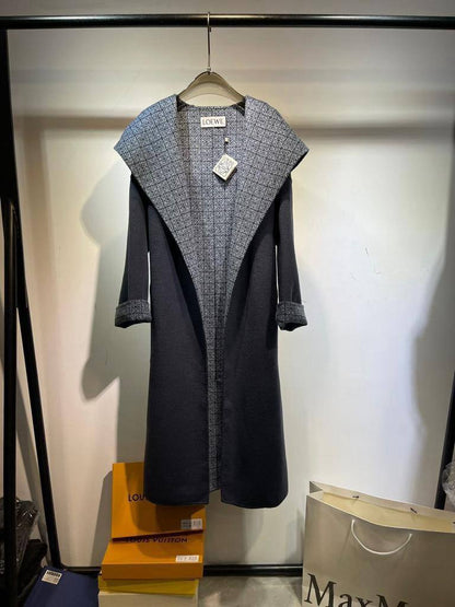 *New collections master                                             
good pualiit 💖👌🧥🧥
*AVAILABLE
280 dhs🪙💕
size：S M L

Zain231
♥️♥️♥️