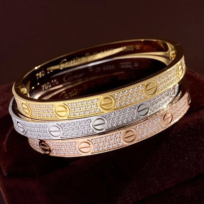 Cartier Bangle* 🍁
      16,17,18,19
Master quality ⚡️

75 dhs❣️
normal box 📦

Zain84
♥️♥️♥️