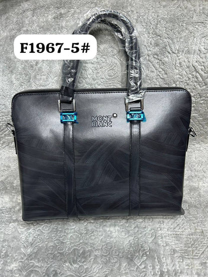 Laptop Bags
90 dhs🪙🖤

Zain190
♥️♥️♥️