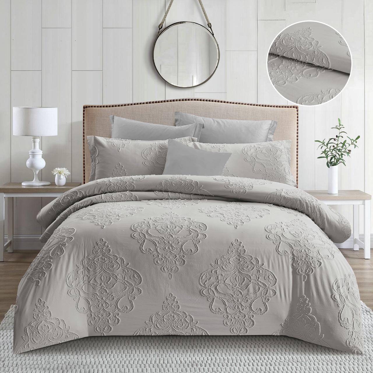 New collection 💥💥💥
Normal 
Embroidered 
Comfort set 
King size comfort 6pcs set 
140 dhs🪙🌨️

Zain99
♥️♥️♥️