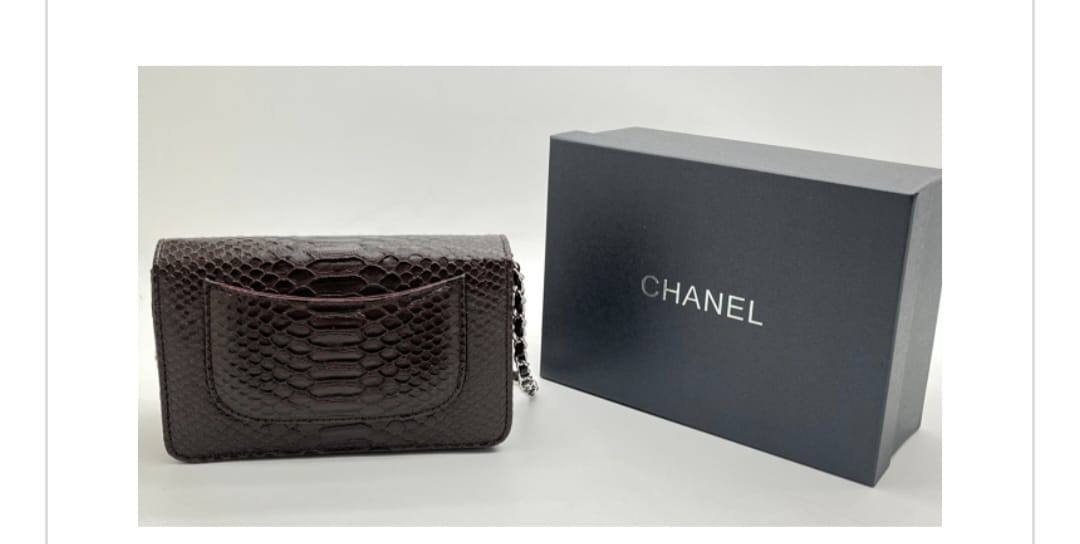 Chanel
withbox 
🎁🎁🎁

90 dhs🪙💕

Zain143
♥️♥️♥️