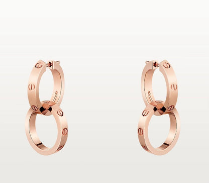 Cartier 
Earring 🦋
Master quality 💯
With normal boxes 🗃️ 
45 dhs🇦🇪🇦🇪

With master box 📦 
85 dhs🇦🇪🇦🇪

Zain21
♥️♥️♥️