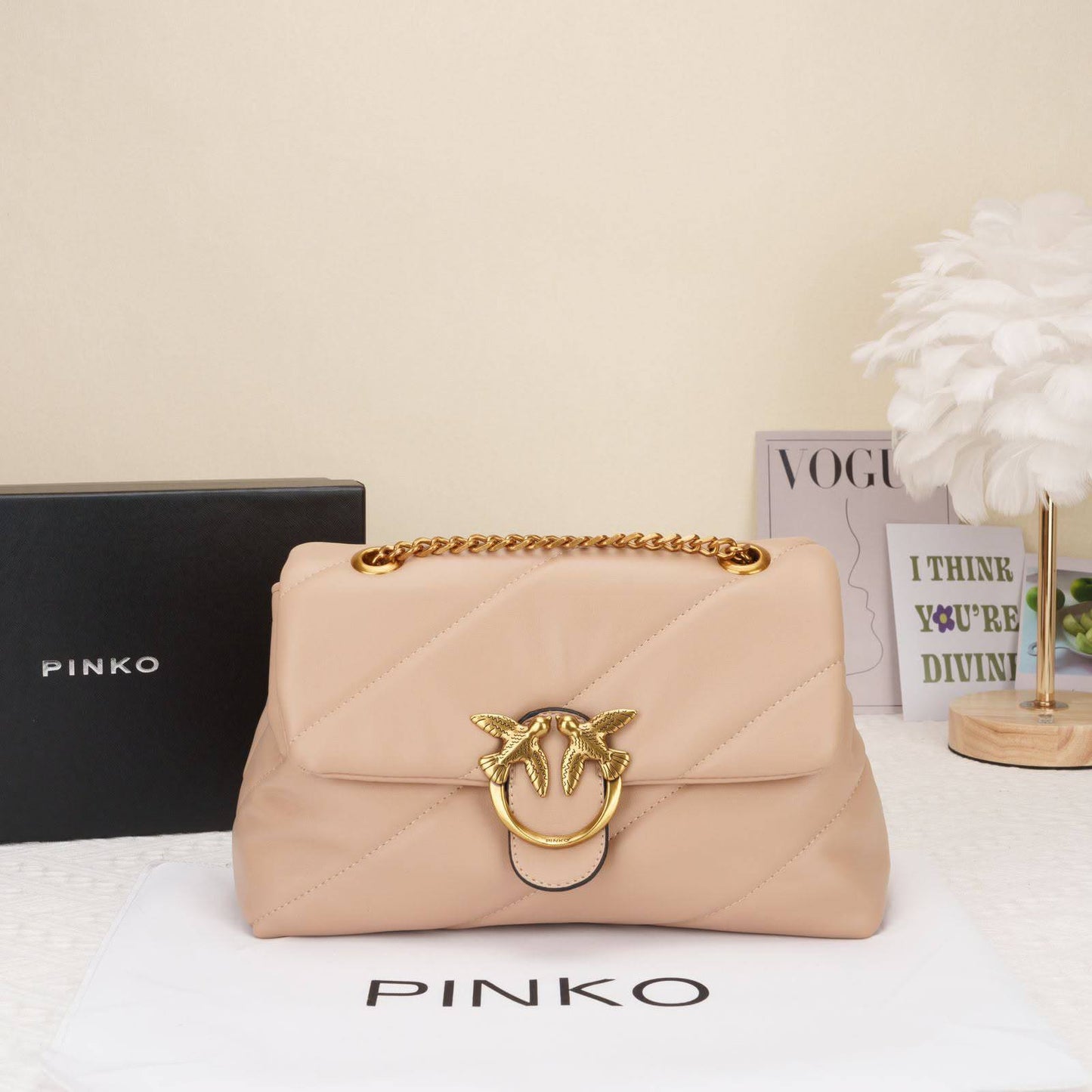 Pinko
120 dhs🇦🇪🇦🇪

Zain07
♥️♥️♥️