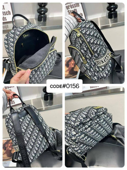 DIOR • FENDI
ᴄʟᴀssɪᴄ ᴘʀɪɴᴛ ʟᴏɢᴏ
BAGPACK/ KNAPSACK

75 dhs🪙💕

Zain31
♥️♥️♥️