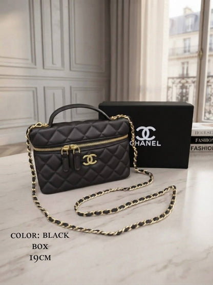 Chanel ᴠᴀɴɪᴛʏ  ᴛᴏᴘ ʜᴀɴᴅʟᴇ
Gᴏʟᴅᴛᴏɴᴇ ᴄʀᴏssʙᴏᴅʏ 
ᴡɪᴛʜʙᴏx
Cᴀᴠᴀɪʀ
sɪᴢᴇ:19ᴄᴍ
105 dhs🇦🇪🇦🇪

Zain56
♥️♥️♥️