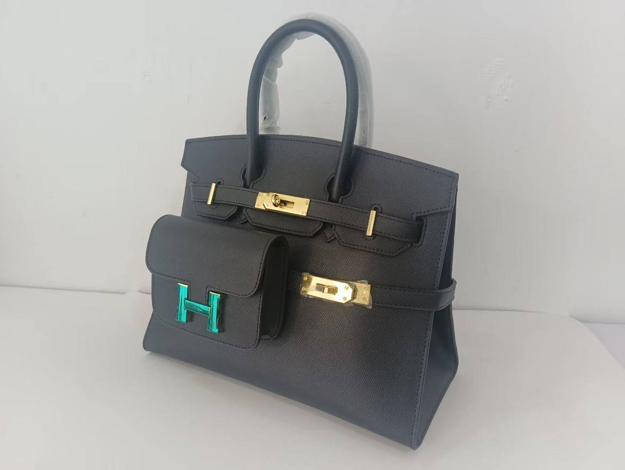 Hermes
2in1
150 dhs🪙

Zain136
♥️♥️♥️