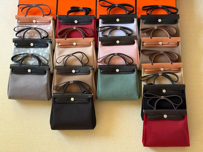 Hermes

Herbag 31cm💕master quality
😍with box❤️
🎁🎁🎁

590 dhs❤️

Zain52
♥️♥️♥️