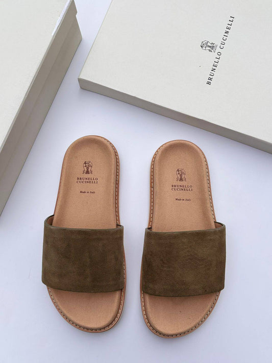 Brunello cucinelli 
130 dhs🪙🌨️
Size 40-45

Zain54
♥️♥️♥️