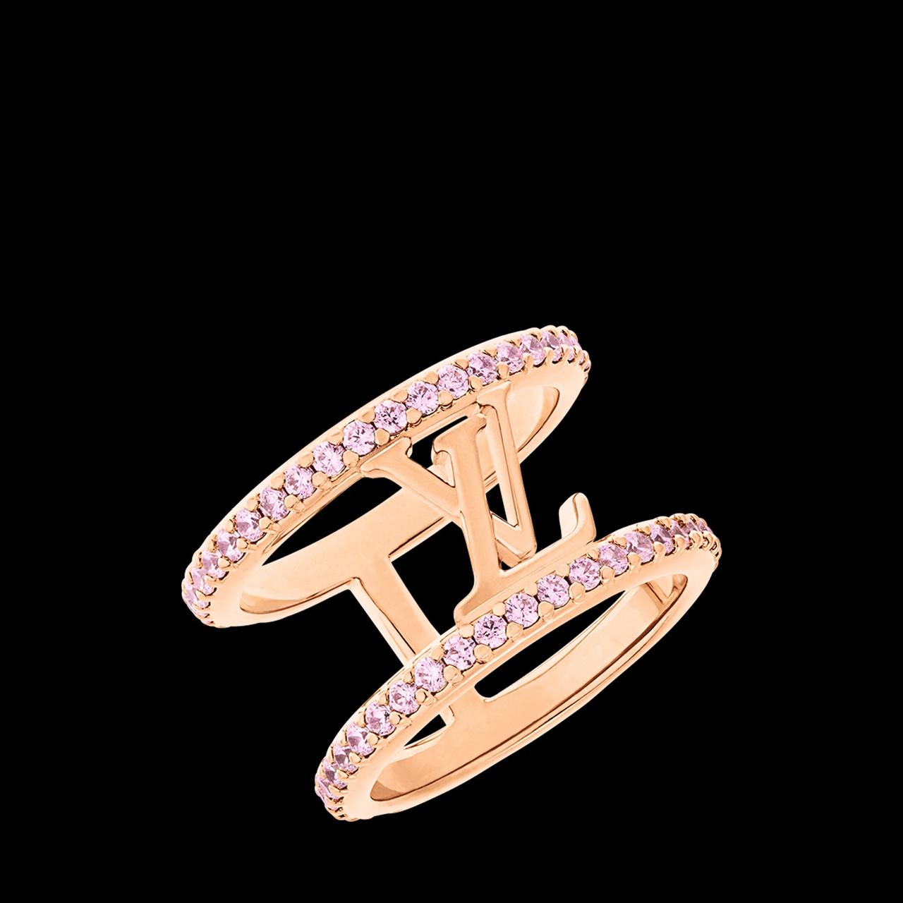 LV❤️‍🔥*
Ring 💍 available size👇
6,7,8
Master quality 💯
With normal boxes 🗃️ 
50 dhs✅
With master box 📦 
60 dhs✅

Zain216
♥️♥️♥️