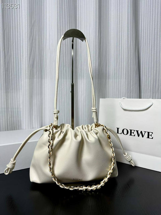 Loewe
Master ++++
270 dhs🪙🌨️

Zain153
♥️♥️♥️